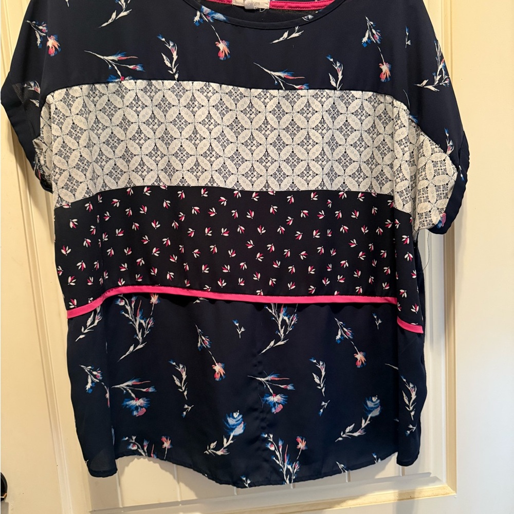Maurices Blue and White Boxy Short Sleeve blouse